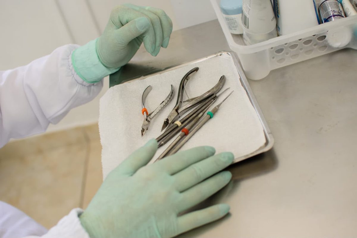 Instrumentos de podologia esterilizados
